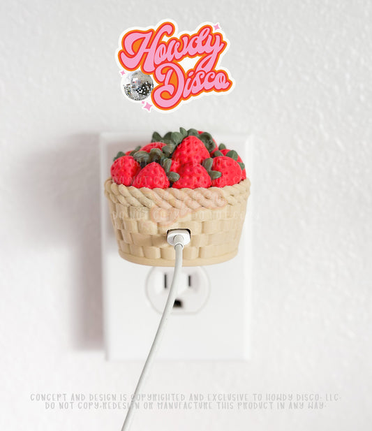 Strawberry Basket Charger Cover